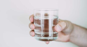 ¿Qué es agua destilada o desmineralizada y para qué sirve?